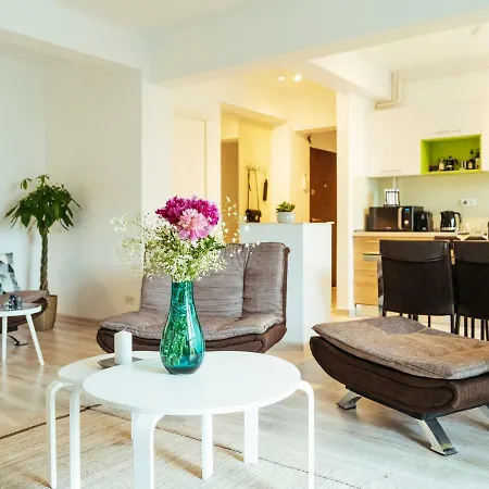 Bright And Spacious Central Apartment- Piata Amzei Bucarest Esterno foto