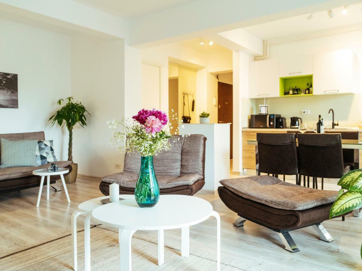Bright And Spacious Apartment- Piata Amzei * Bucarest