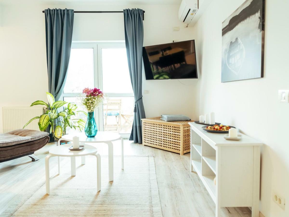 Bright And Spacious Apartment- Piata Amzei Appartamento Bucarest