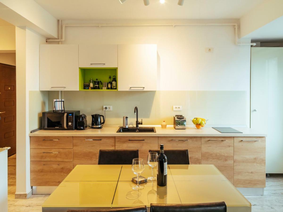 Appartamento Bright And Spacious Apartment- Piata Amzei Bucarest