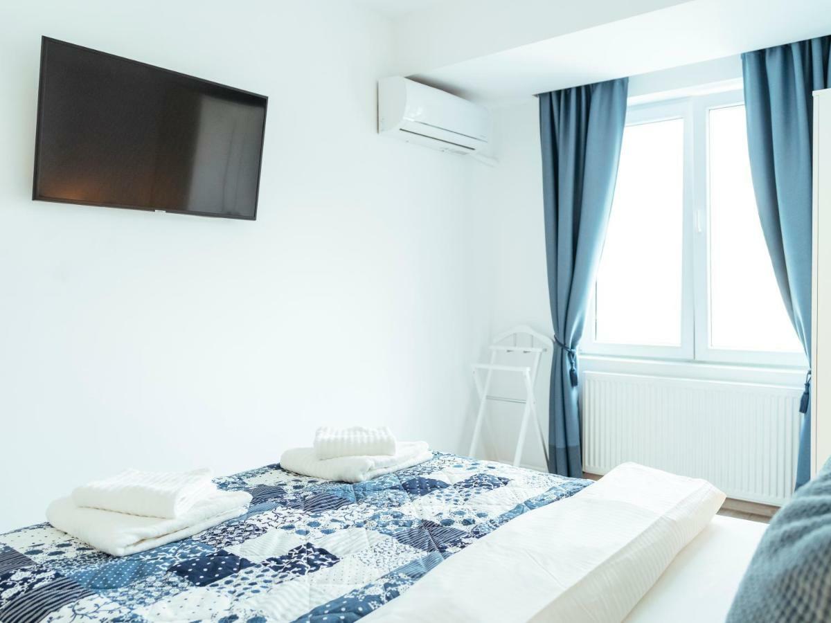 Bright And Spacious Apartment- Piata Amzei Appartamento