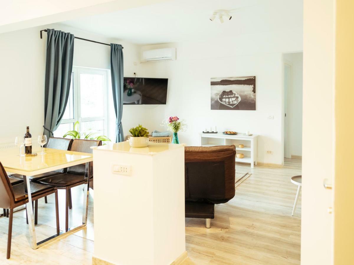 Apartamento Bright&spacious Apartment- Piata Amzei
